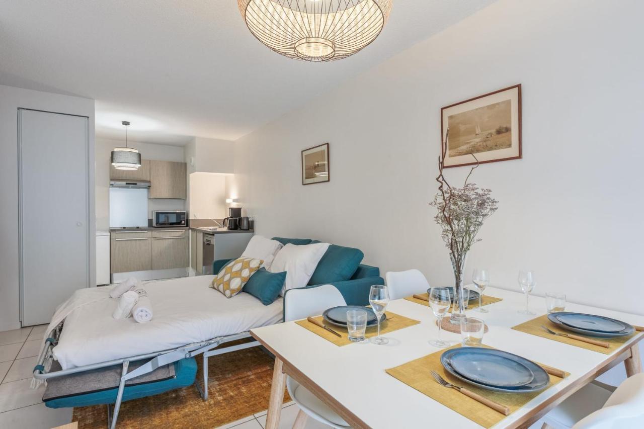 Appartement Delacroix - Welkeys Ла Рошел Екстериор снимка